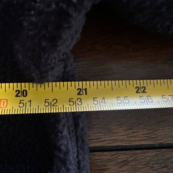 The Very Warm $225 Fleece Pullover jacket Black small NWT - Picture 13 of 14